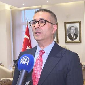 YEE yapay zeka ile d&uuml;nyaya T&uuml;rk&ccedil;e &ouml;ğretecek