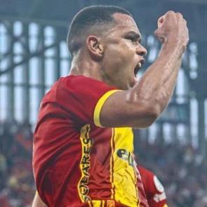 17 ma&ccedil;ta 21 gol atan G&ouml;z-G&ouml;z'de ilk devrenin yıldızı Juan