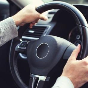 Radikal karar: 1 Ocak'tan itibaren t&uuml;m s&uuml;r&uuml;c&uuml;lere yeni kural geliyor!