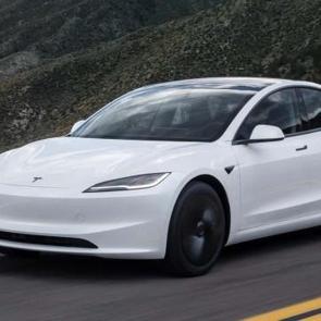 ABD'de Tesla alarmı! 179 bin ara&ccedil; i&ccedil;in inceleme başlatıldı