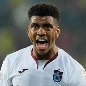 Augusto: '&Ccedil;ocukken oyunların kariyer modunda Trabzonspor&rsquo;u se&ccedil;iyordum'