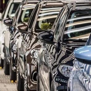 Otomotivde rakamlar a&ccedil;ıklandı: Tarihi zirve g&ouml;r&uuml;ld&uuml;! İşte yıl sonu beklentisi!