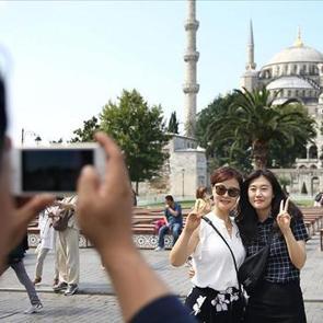 Bakanlık verileri paylaştı! 50 milyondan fazla turist geldi