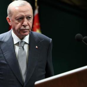 Erdoğan'dan kritik g&ouml;r&uuml;şme! Aoun'a 'hazırız' deyip Kıbrıs T&uuml;rkleri i&ccedil;in &ccedil;ağrı yaptı