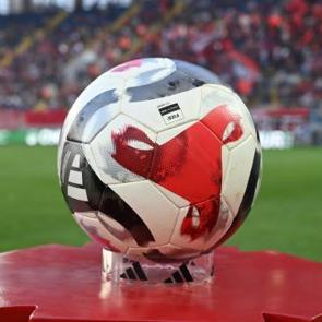 Gol krallığı yarışı kızıştı! S&uuml;rpriz isim tek başına zirveye yerleşti