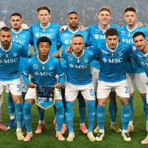 İtalya S&uuml;per Kupası şampiyonu Napoli