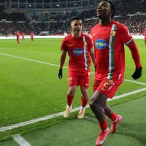 Lider sahasında fark attı! 1. Lig'de ilk yarıyı zirvede kapattılar