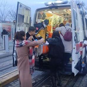 Liselilerin kavgası kanlı bitti