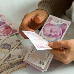 2026 yılı asgari &uuml;creti belli oldu! İş d&uuml;nyasından ilk tepkiler! Peş peşe a&ccedil;ıkladılar...