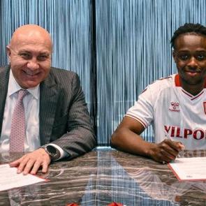 Samsunspor bir oyuncusunu Kıbrıs Rum Kesimi ekibine tekrar kiraladı