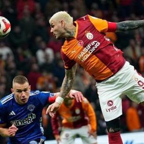 S&uuml;per Lig'de liderlik koltuğu Galatasaray'ın! Krallık koltuğu Shomurodov'un