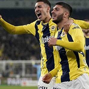 Trabzonspor, Fenerbah&ccedil;e'nin milli yıldızını istiyor! Teklifini yaptı