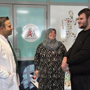 198 kiloya kadar &ccedil;ıkan gen&ccedil; 6 ayda 50 kilo verdi! İşte son hali...