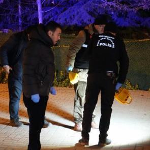 Yer: Kırıkkale! Kavgaya m&uuml;dahale eden polis memuru bı&ccedil;aklandı