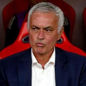 Trabzonspor'un yıldızını Mourinho'ya sordular: 'Tanımıyorum'