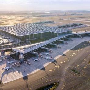 Havalimanları doldu taştı! Cumhuriyet tarihinin rekoru kırıldı! 