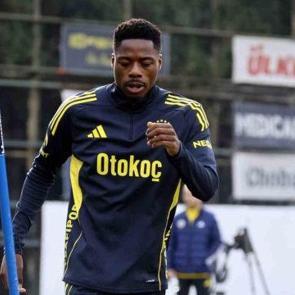 Anthony Musaba hedefi a&ccedil;ıkladı! Kerem Akt&uuml;rkoğlu'na mesaj verdi