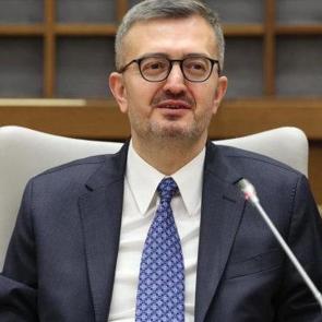 Burhanettin Duran: Gazeteciler tarihin yazılışına tanıklık ediyor