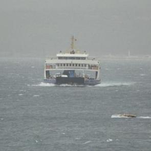 &Ccedil;anakkale Boğazı &ccedil;ift y&ouml;nl&uuml; trafiğe a&ccedil;ıldı