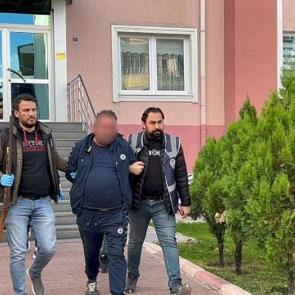 Nevşehir'de pes dedirten olay: Tamirden d&ouml;nen ara&ccedil; eksik par&ccedil;alı &ccedil;ıktı