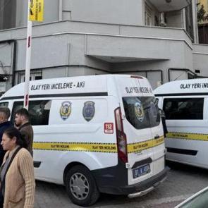 Evini teslim etmeyen m&uuml;teahhidin oğlunu &ouml;ld&uuml;rd&uuml;