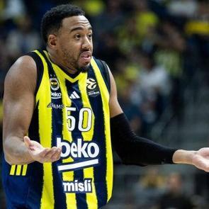 Fenerbah&ccedil;e Beko'nun yıldızı sakatlandı