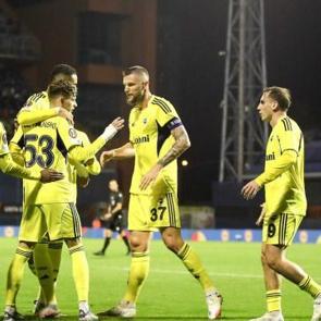 Fenerbah&ccedil;e yıldız ismin ayrılığına onay verdi!  İtalyanlar anlaşmayı duyurdu