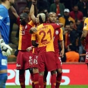 Galatasaray'ın eski yıldızı S&uuml;per Lig'de tutunamadı: Sezon bitmeden takımsız kaldı