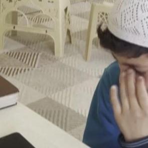 Hafız olan Yusuf, g&uuml;zel haberi babasına g&ouml;zyaşları i&ccedil;inde verdi