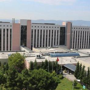 Hastanede 'deprem' riski: 3 blok tahliye ediliyor!