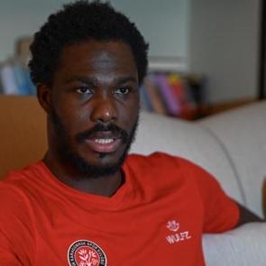 Karag&uuml;mr&uuml;kl&uuml; Fofana: '100 yaşıma kadar futbol oynamak istiyorum'