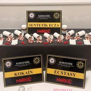 Kırşehir'de uyuşturucu operasyonunda 3 tutuklama