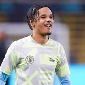 Manchester City'nin 21 yaşındaki stoperi Kayserispor'a transfer oldu