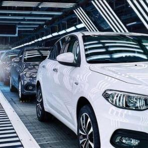 Otomobil ve hafif ticari ara&ccedil; pazarı 2025 yılını rekorla kapattı