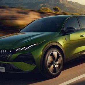 Peugeot 408 yenilendi: &Uuml;&ccedil; motor se&ccedil;eneği, tek fastback &ccedil;izgi