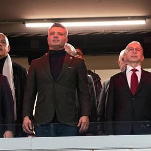 Sadettin Saran, ilk kupasını kazandı