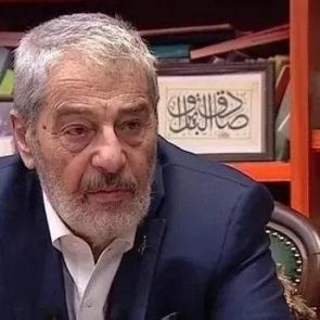 Sadık Albayrak&rsquo;tan Ter&ouml;rs&uuml;z T&uuml;rkiye hedefine ilmi katkı: İlk K&uuml;rt&ccedil;e dilbilgisi kitabı