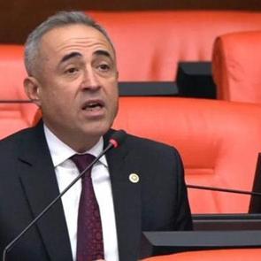 Son Dakika: İrfan Karatutlu DEVA Partisi'nden istifa etti