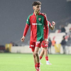 TFF 3. Lig'in Arda G&uuml;ler'i: 18'lik yıldız Fenerbah&ccedil;e yolunda