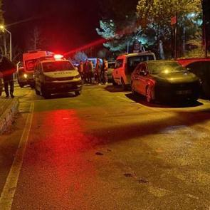 Trafik cezası y&uuml;z&uuml;nden 20 yaşındaki arkadaşını bı&ccedil;akladı