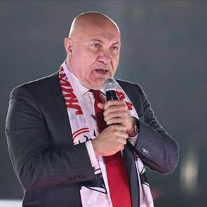 Y&uuml;ksel Yıldırım'dan Musaba s&ouml;zleri: Bedava gibi duruyor ama...