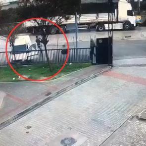 Adana&rsquo;da sokak ortasında kanlı infaz: 1 &ouml;l&uuml;, 1 yaralı