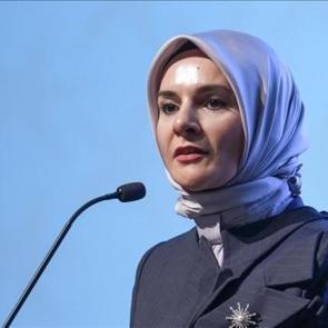 Bakan G&ouml;ktaş a&ccedil;ıkladı: Evleneceklere b&uuml;y&uuml;k m&uuml;jde! Kredi miktarı arttı, şartlar değişti!