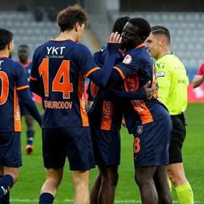 Başakşehir'den kupada net galibiyet