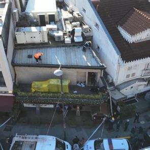 Baylan Pastanesi'nin ka&ccedil;ak b&ouml;l&uuml;mleri yıkılıyor