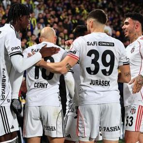 Beşiktaş'tan ayrılan David Jurasek, Slavia Prag'ta