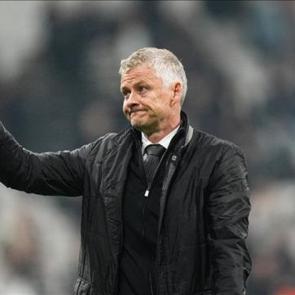 Beşiktaş'tan kovulan Solskjaer d&uuml;nya devinin hocası oluyor