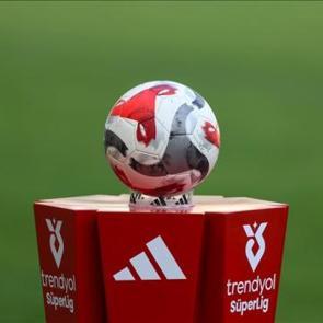 Gol krallığında yarış kızıştı: Zirveyi s&uuml;rpriz isim aldı!