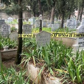 Bursa'da mezarlıkta bebek paniği! Savcılık harekete ge&ccedil;ti