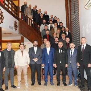 Ensar Vakfı &Uuml;mraniye Şubesi a&ccedil;ılış yemeği yoğun katılımla ger&ccedil;ekleştirildi